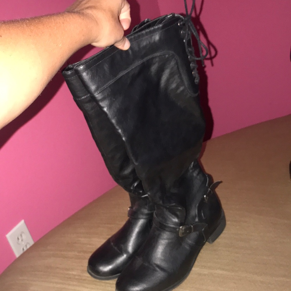 Black lace up boots